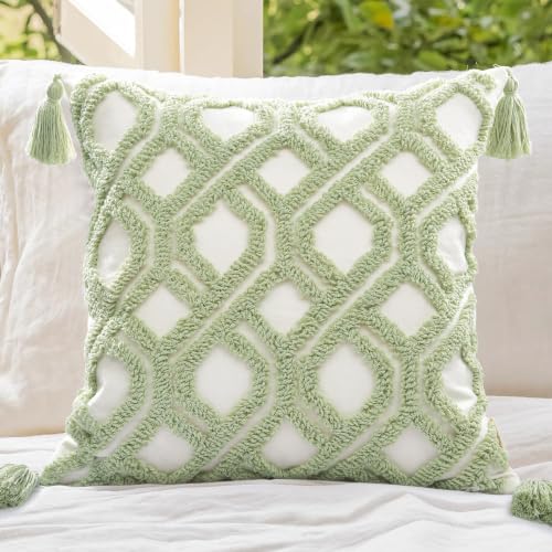 Boho Pillow Covers 18X18 Inch Boho Tufted Throw Pillow Covers Decorative Tassels Cushion Cover Farmhouse Pillow Case for Couch Sofa Bed Living Room Bedroom