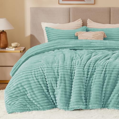 Fleece Full Comforter Set