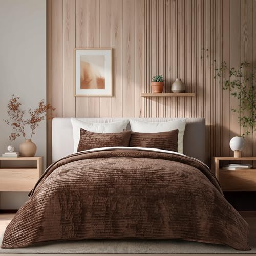 Oversized Velvet Quilt Set