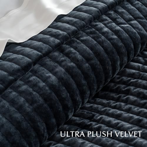 Stripe Channel Luxury Velvet Quilt Set Queen Size