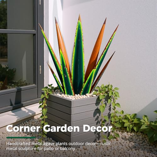 24” Metal Agave Plant Outdoor Decor