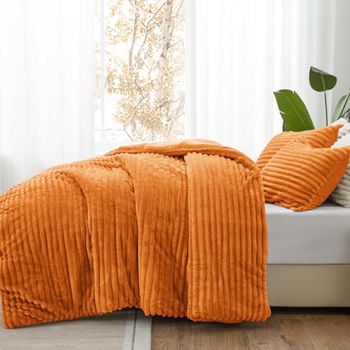 Fleece Queen Comforter Set
