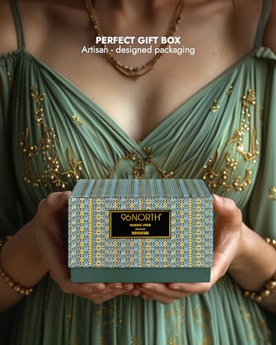Luxury Pine Soy Candle (12 Ounce)