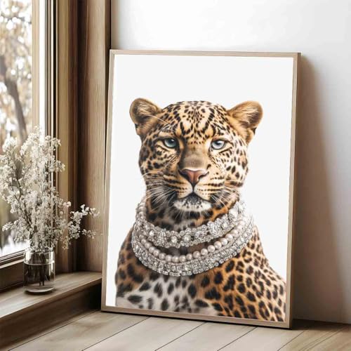 Leopard Canvas Wall Art Trendy Wild Animal Pictures Animal Portrait Wall Art Cheetah Aesthetic Posters Women Fashion Posters Whimsical Leopard Poster Cute Abstract Living Room Decor 16x24inch No Frame