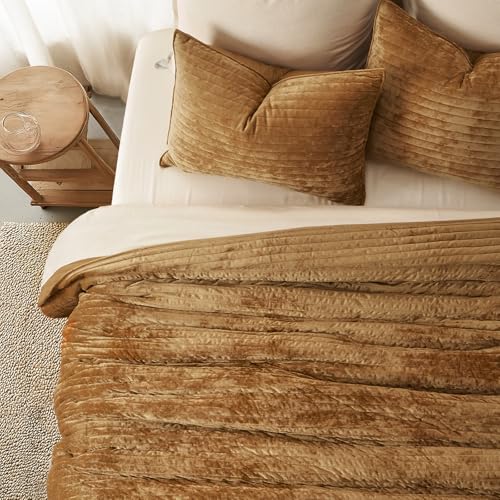 Stripe Channel Luxury Velvet Quilt Set Queen Size