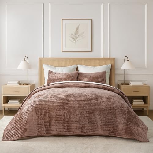 Stripe Channel Luxury Velvet Quilt Set King Size