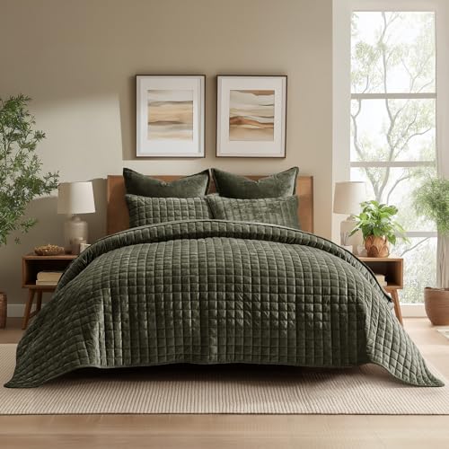 Channel Box Stitch Velvet Quilt Set