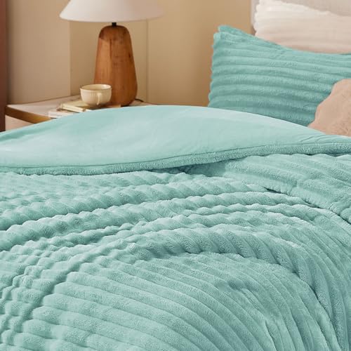 Fleece Full Comforter Set