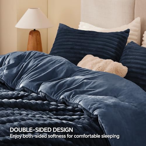 Fleece Queen Comforter Set