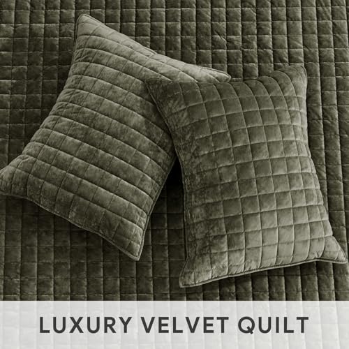 Channel Box Stitch Velvet Quilt Set
