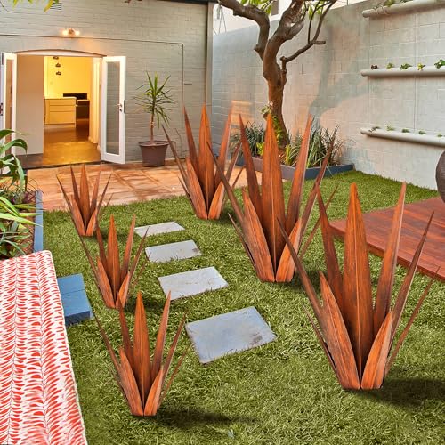 24" Metal Agave Plant Outdoor Decor