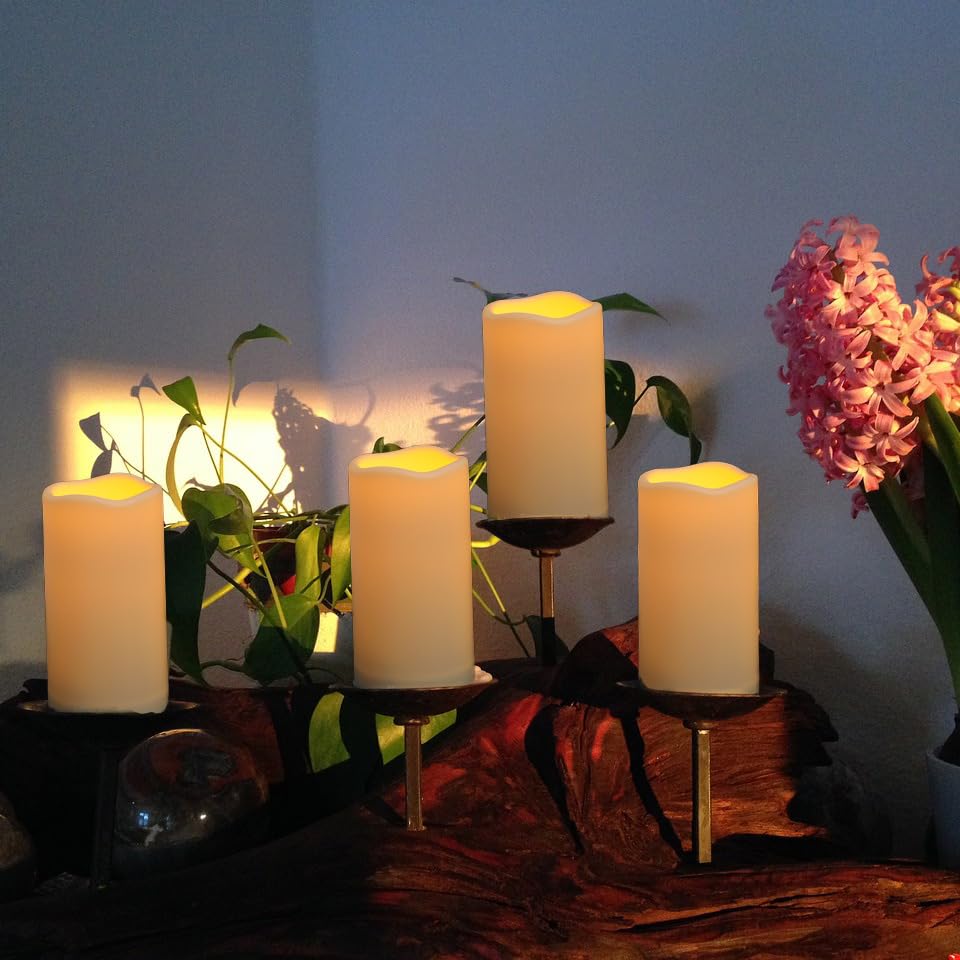 2PACK Outdoor Plastic flameless Candles with Remote Control and Timer (2 Count)