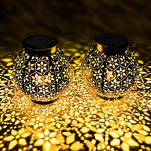 2 Pack Outdoor Solar Lantern Lights (2 Count)