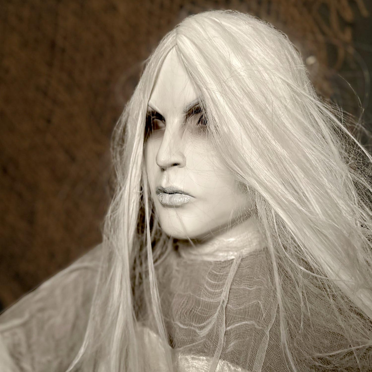 2.6 Ft. Rising Ghost Woman Animatronic with Sound