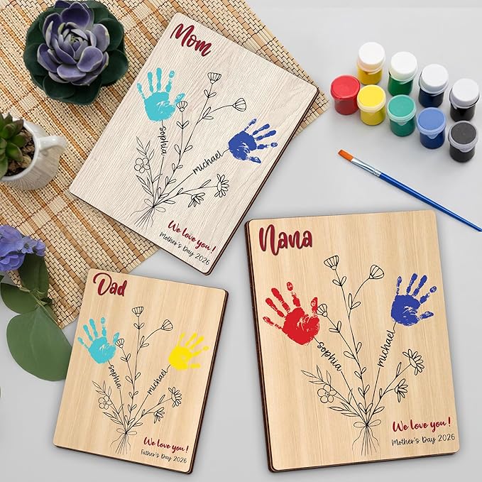 Personalized Handprint Wooden Sign for Mom Dad Grandma, DIY Kids Handprint Frame with Paints, Art Craft Family Keepsake, Mothers Fathers Day Valentines Birthday Gift for New Parents, Families