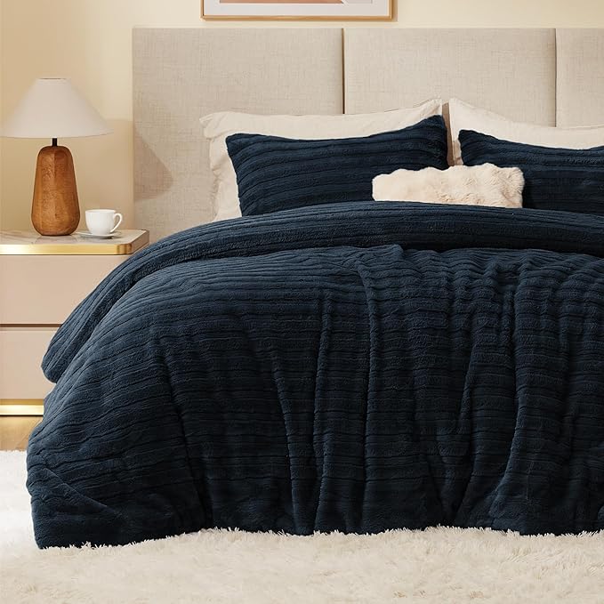BEDELITE Fleece King Comforter Set -Super Soft & Warm Fluffy Navy Faux Fur Bedding, Luxury Fuzzy Heavy Bed Set for Winter with 2 Pillow Cases
