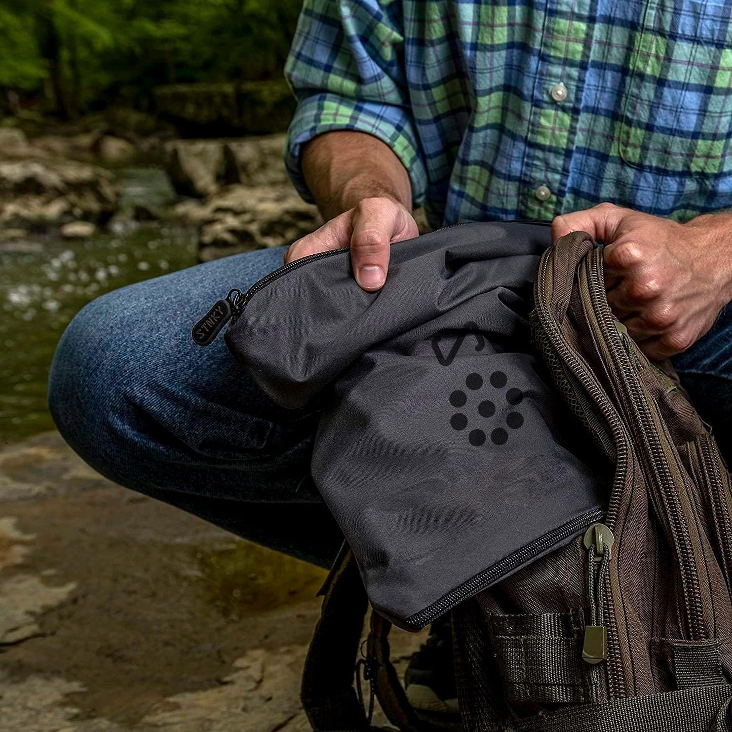 Bag Pro - Laundry Bag - Wash Bag for Health Workers, Sports, Fitness & Travel - NestledHome