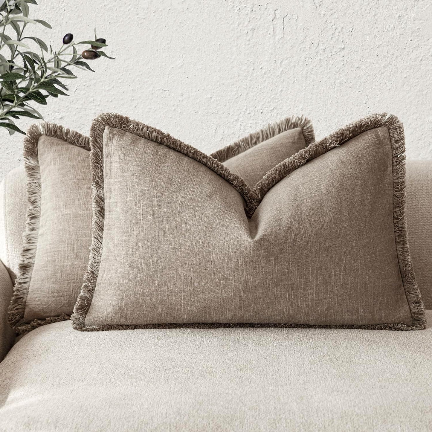Foindtower Set of 2 Decorative Linen Fringe Lumbar Throw Pillow Covers Boho Farmhouse Cushion Cover with Tassels Soft Accent Pillowcase for Couch Sofa Bed Living Room Home Decor,12×20 Inch,Brown Tan