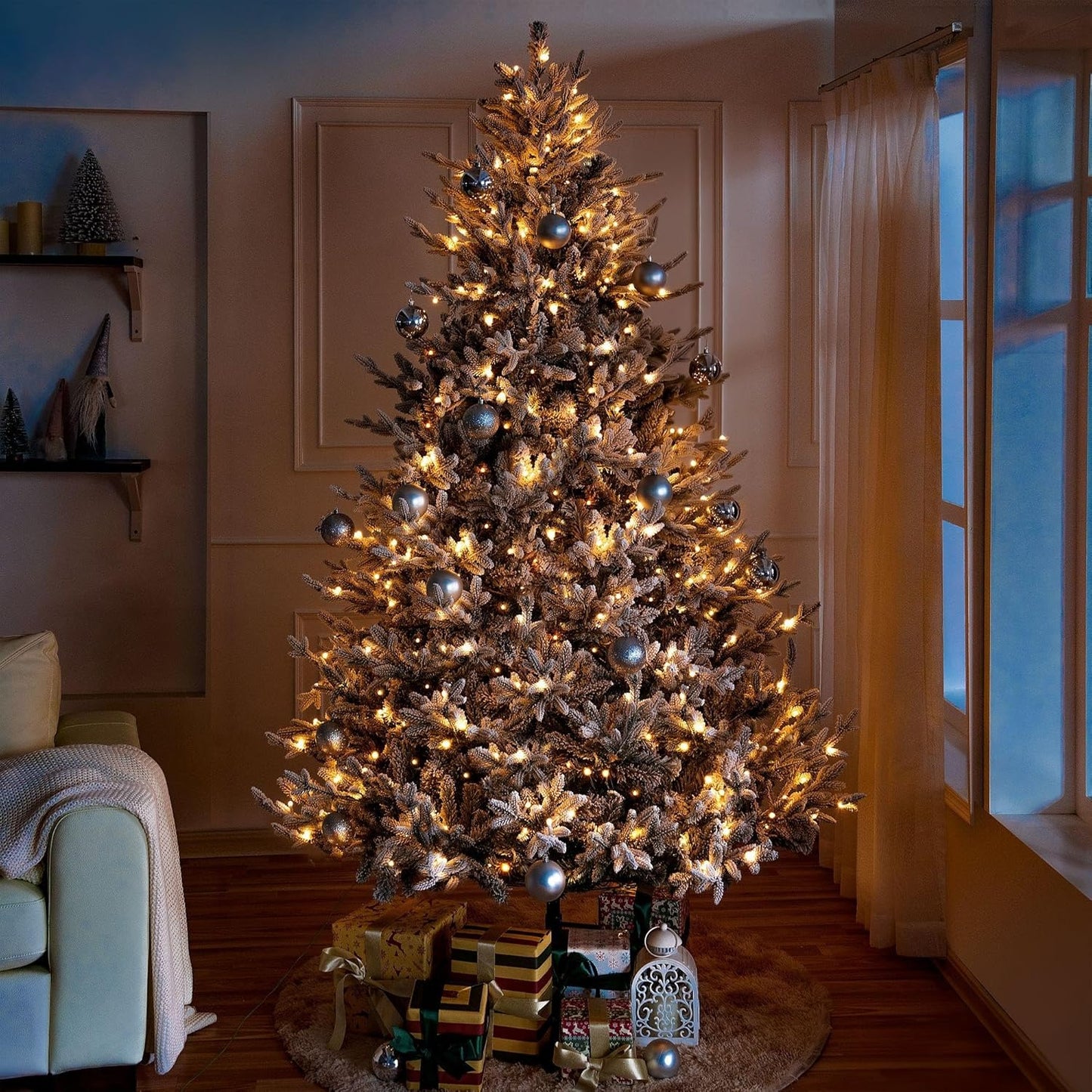 Naomi Home 6 5ft Frosted Christmas Tree with Lights Realistic Snow Flocked Christmas Tree Prelit with 2456 Branch Tips 450 Warm Lights and Metal Stand Aritificial