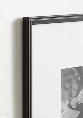 Adlynn Rectangle Picture Frame Set