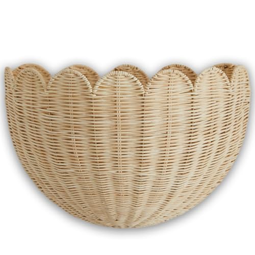 Scalloped Wicker Wall Basket